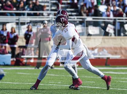 Thumbnail 1 in Windthorst vs. De Leon (UIL 2A Regional Playoff) photogallery.