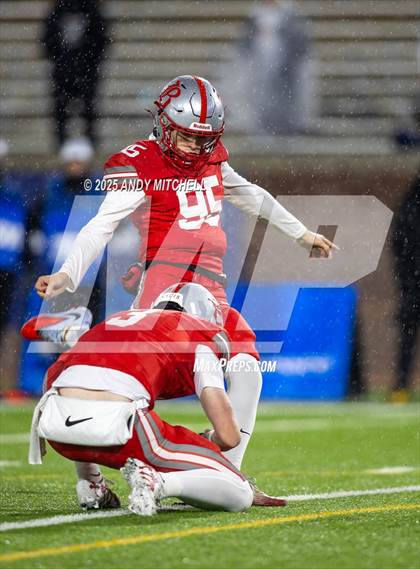 Thumbnail 2 in Baylor vs. Brentwood Academy (TSSAA 3A D2 Final) photogallery.