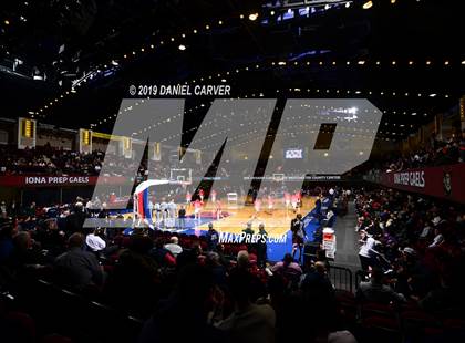 Thumbnail 1 in Iona Prep vs. Archbishop Stepinac (Crusader Classic) photogallery.