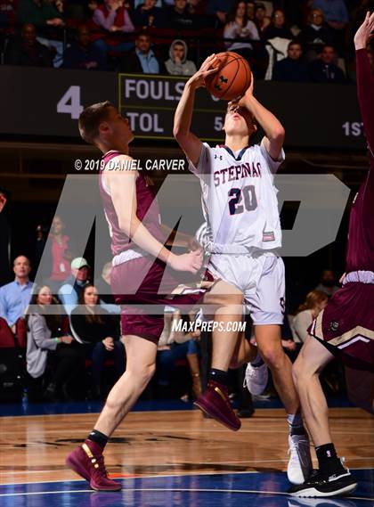Thumbnail 2 in Iona Prep vs. Archbishop Stepinac (Crusader Classic) photogallery.