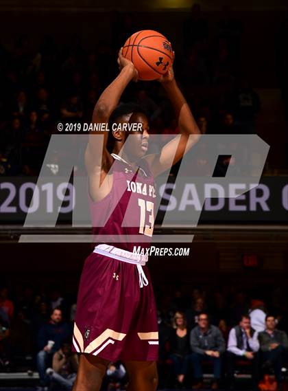 Thumbnail 2 in Iona Prep vs. Archbishop Stepinac (Crusader Classic) photogallery.