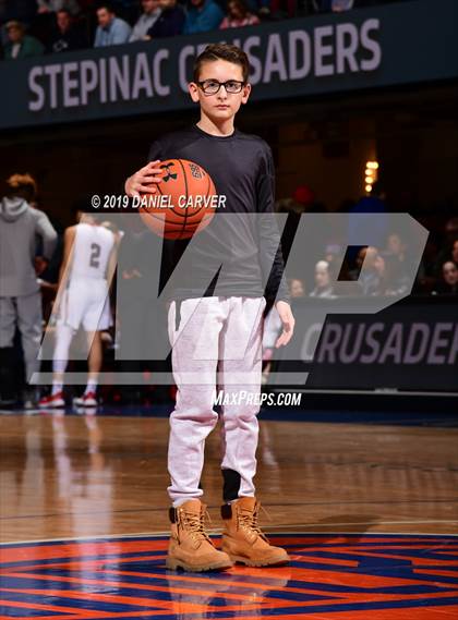 Thumbnail 3 in Iona Prep vs. Archbishop Stepinac (Crusader Classic) photogallery.