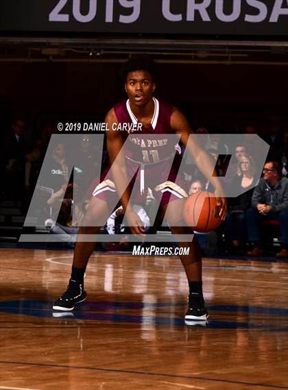 Thumbnail 2 in Iona Prep vs. Archbishop Stepinac (Crusader Classic) photogallery.