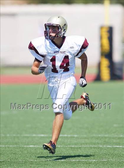 Thumbnail 2 in Scotts Valley vs. Capital Christian (Battle at the Capital) photogallery.