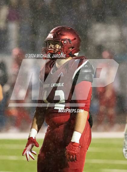 Thumbnail 2 in Richland vs Kennedy Catholic (WIAA 4A Round of 16) photogallery.
