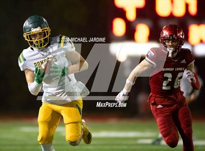 Thumbnail 2 in Richland vs Kennedy Catholic (WIAA 4A Round of 16) photogallery.