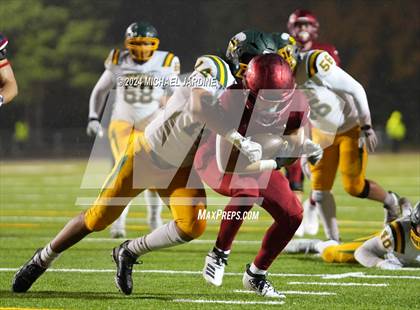 Thumbnail 3 in Richland vs Kennedy Catholic (WIAA 4A Round of 16) photogallery.