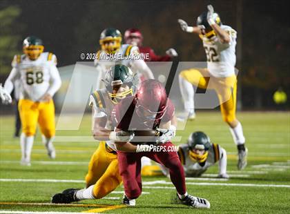 Thumbnail 2 in Richland vs Kennedy Catholic (WIAA 4A Round of 16) photogallery.