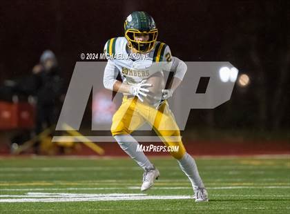 Thumbnail 3 in Richland vs Kennedy Catholic (WIAA 4A Round of 16) photogallery.
