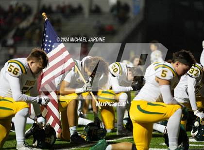 Thumbnail 3 in Richland vs Kennedy Catholic (WIAA 4A Round of 16) photogallery.