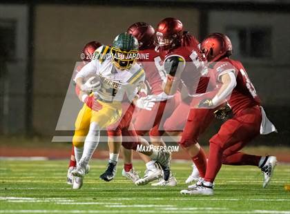 Thumbnail 1 in Richland vs Kennedy Catholic (WIAA 4A Round of 16) photogallery.