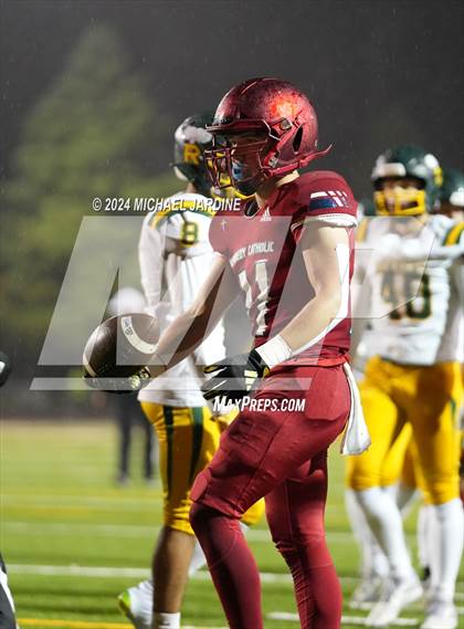 Thumbnail 3 in Richland vs Kennedy Catholic (WIAA 4A Round of 16) photogallery.