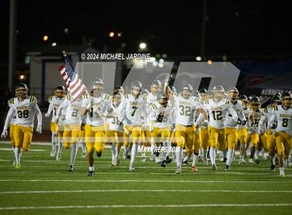 Thumbnail 3 in Richland vs Kennedy Catholic (WIAA 4A Round of 16) photogallery.