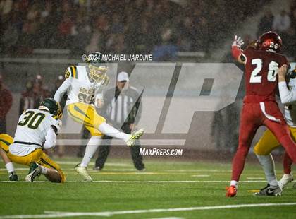 Thumbnail 1 in Richland vs Kennedy Catholic (WIAA 4A Round of 16) photogallery.