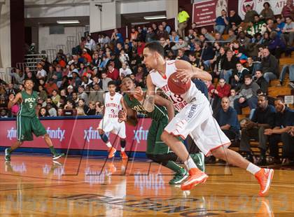 Thumbnail 3 in Long Beach Poly vs. Whitney Young (Spalding Hoophall Classic) photogallery.