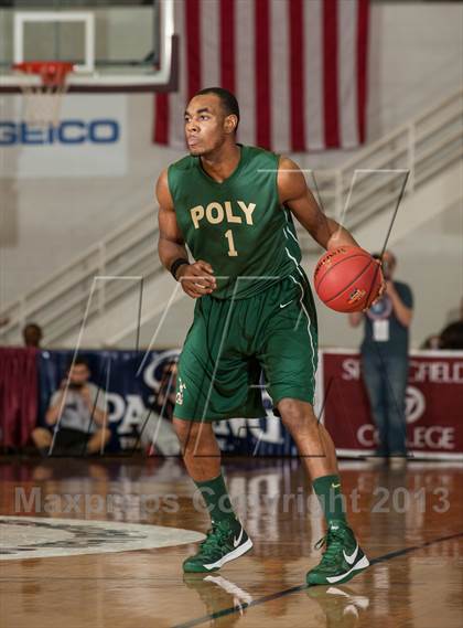 Thumbnail 1 in Long Beach Poly vs. Whitney Young (Spalding Hoophall Classic) photogallery.