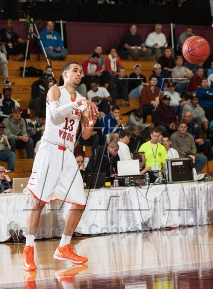 Thumbnail 2 in Long Beach Poly vs. Whitney Young (Spalding Hoophall Classic) photogallery.
