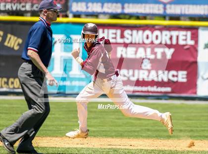 Thumbnail 3 in Suffern vs. Kingston (NYSPHSAA Class AA Regional Final) photogallery.