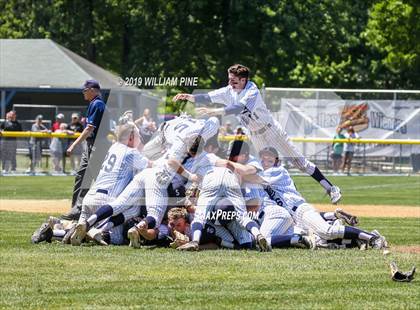 Thumbnail 3 in Suffern vs. Kingston (NYSPHSAA Class AA Regional Final) photogallery.