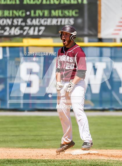 Thumbnail 2 in Suffern vs. Kingston (NYSPHSAA Class AA Regional Final) photogallery.