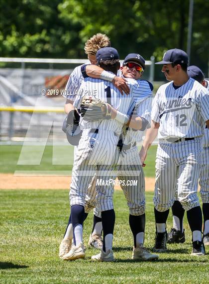 Thumbnail 2 in Suffern vs. Kingston (NYSPHSAA Class AA Regional Final) photogallery.