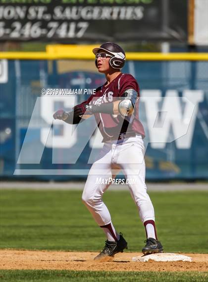 Thumbnail 3 in Suffern vs. Kingston (NYSPHSAA Class AA Regional Final) photogallery.