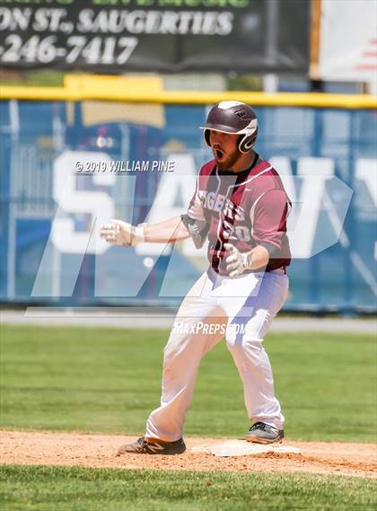 Thumbnail 1 in Suffern vs. Kingston (NYSPHSAA Class AA Regional Final) photogallery.
