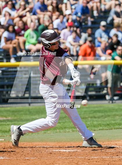Thumbnail 1 in Suffern vs. Kingston (NYSPHSAA Class AA Regional Final) photogallery.