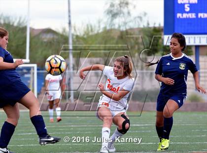 Thumbnail 3 in Bishop Gorman vs Spring Valley photogallery.