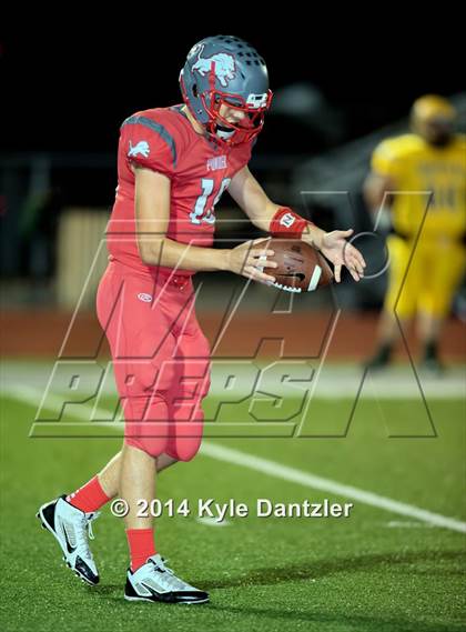 Thumbnail 3 in Boyd @ Ponder photogallery.