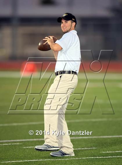 Thumbnail 1 in Boyd @ Ponder photogallery.
