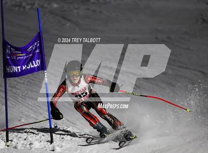 Thumbnail 3 in MCPSAC Hunt Hollow Giant Slalom photogallery.
