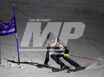 Thumbnail 3 in MCPSAC Hunt Hollow Giant Slalom photogallery.