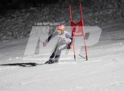 Thumbnail 3 in MCPSAC Hunt Hollow Giant Slalom photogallery.