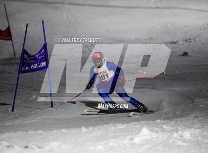 Thumbnail 2 in MCPSAC Hunt Hollow Giant Slalom photogallery.