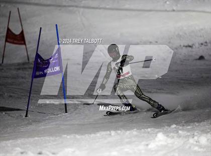 Thumbnail 2 in MCPSAC Hunt Hollow Giant Slalom photogallery.