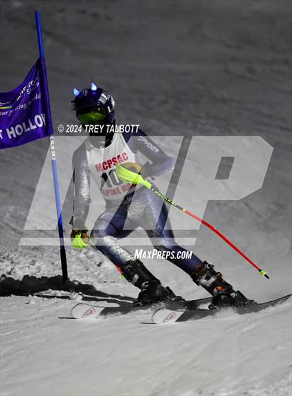 Thumbnail 3 in MCPSAC Hunt Hollow Giant Slalom photogallery.