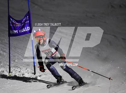 Thumbnail 1 in MCPSAC Hunt Hollow Giant Slalom photogallery.