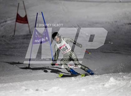 Thumbnail 1 in MCPSAC Hunt Hollow Giant Slalom photogallery.