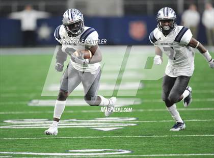 Thumbnail 2 in West Orange-Stark vs. Sweetwater (UIL 4A Division 2 Final) photogallery.