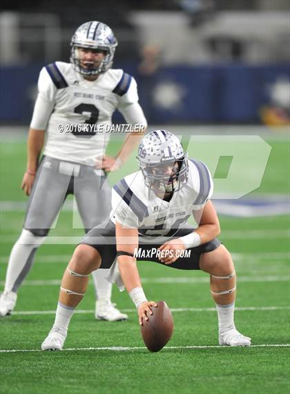 Thumbnail 2 in West Orange-Stark vs. Sweetwater (UIL 4A Division 2 Final) photogallery.