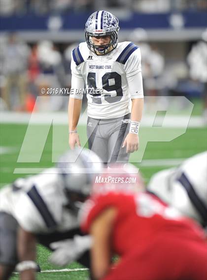 Thumbnail 3 in West Orange-Stark vs. Sweetwater (UIL 4A Division 2 Final) photogallery.