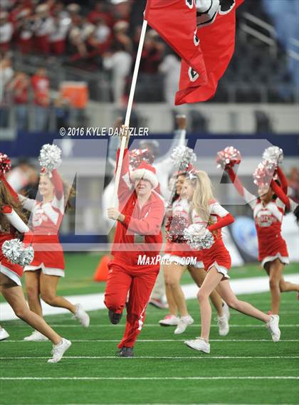 Thumbnail 3 in West Orange-Stark vs. Sweetwater (UIL 4A Division 2 Final) photogallery.