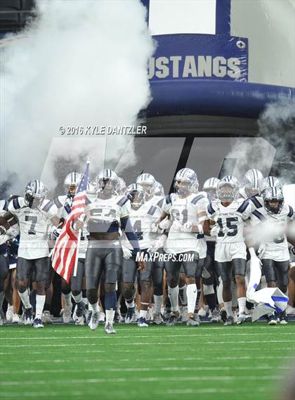 Thumbnail 1 in West Orange-Stark vs. Sweetwater (UIL 4A Division 2 Final) photogallery.