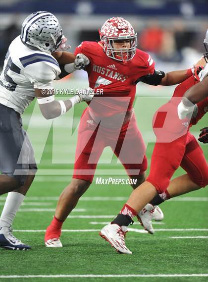 Thumbnail 3 in West Orange-Stark vs. Sweetwater (UIL 4A Division 2 Final) photogallery.