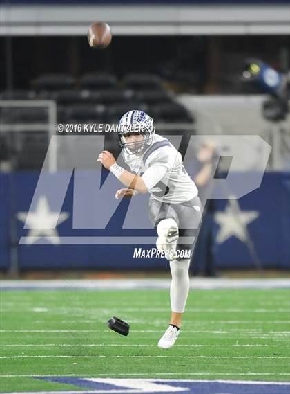 Thumbnail 2 in West Orange-Stark vs. Sweetwater (UIL 4A Division 2 Final) photogallery.