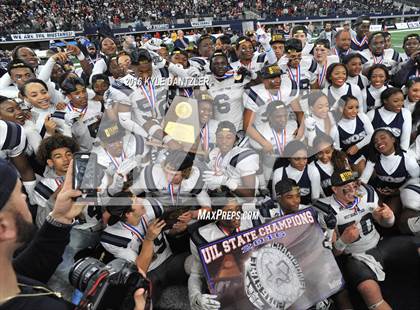 Thumbnail 1 in West Orange-Stark vs. Sweetwater (UIL 4A Division 2 Final) photogallery.