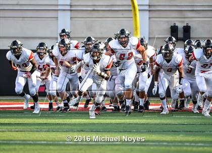 Thumbnail 3 in Indian Hill vs. New Richmond (Crosstown Showdown) photogallery.