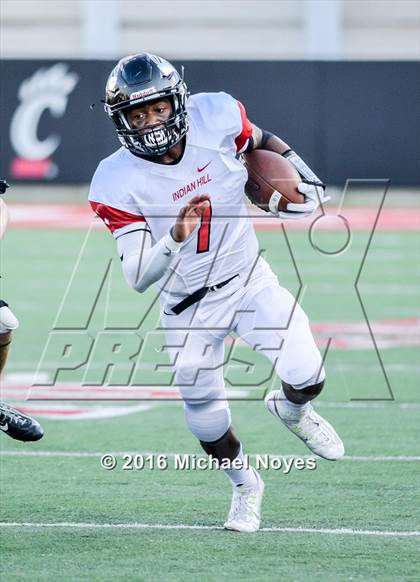 Thumbnail 3 in Indian Hill vs. New Richmond (Crosstown Showdown) photogallery.