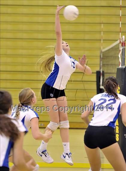 Thumbnail 3 in Yucaipa vs Santa Margarita (Aloha Cougar Classic) photogallery.
